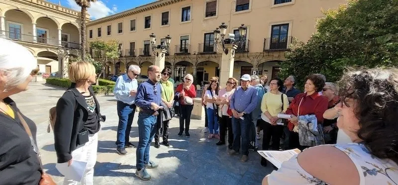 plaza de la constitucion ruta guadix 1