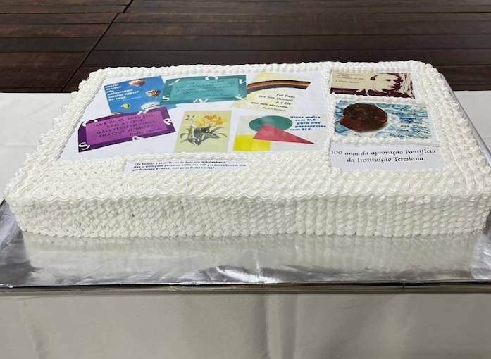 colegio teresiano tarta celebración centenario